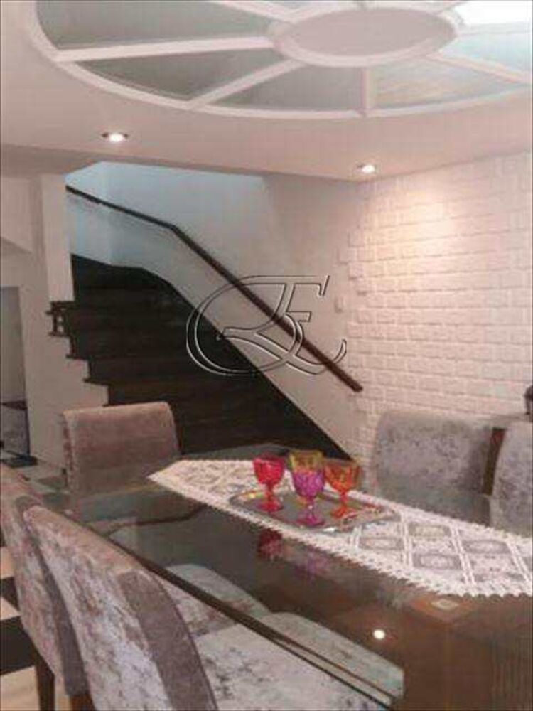 Casa, 4 quartos, 214 m² - Foto 1