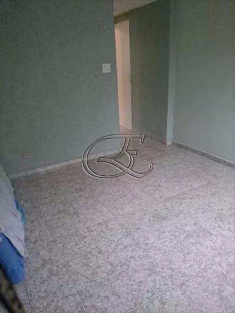 Apartamento à venda com 1 quarto, 40m² - Foto 2