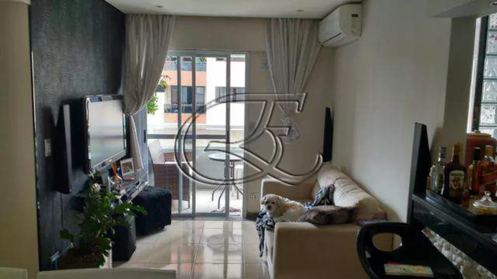 Apartamento à venda com 3 quartos, 97m² - Foto 1