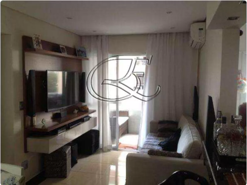 Apartamento à venda com 3 quartos, 97m² - Foto 2