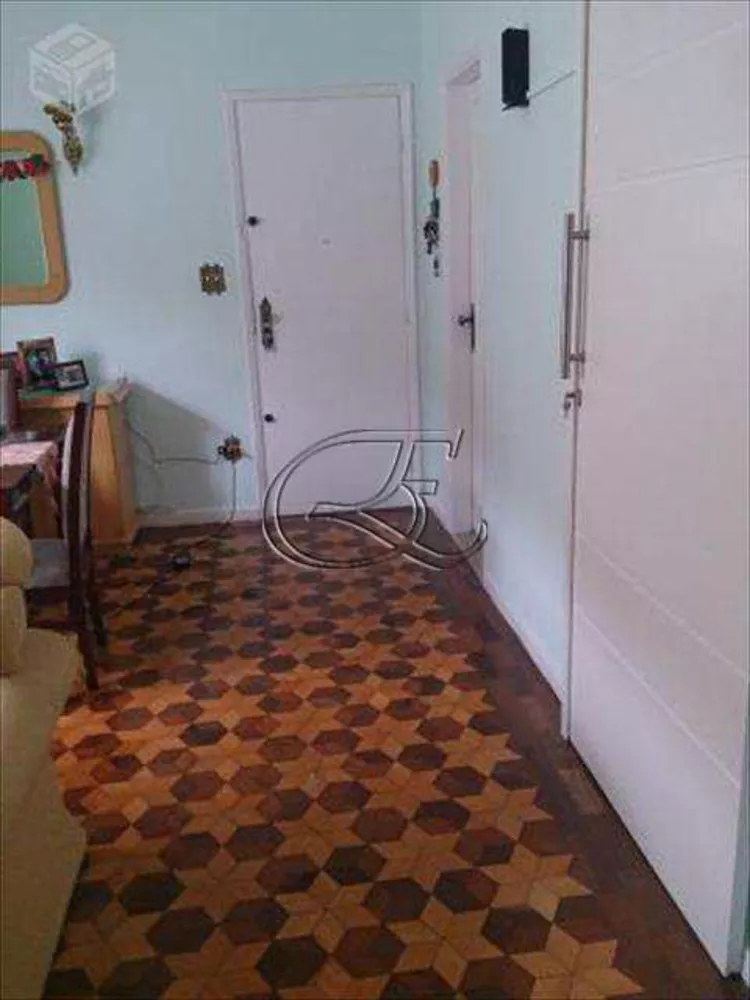 Apartamento à venda com 3 quartos, 120m² - Foto 2