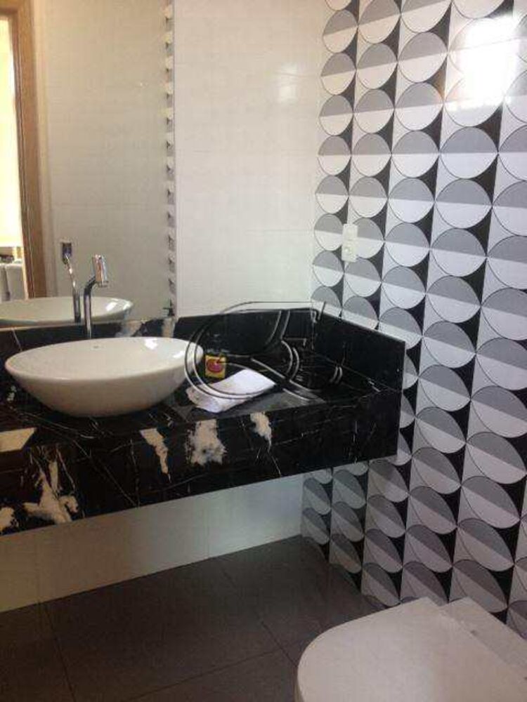 Apartamento, 3 quartos, 140 m² - Foto 2