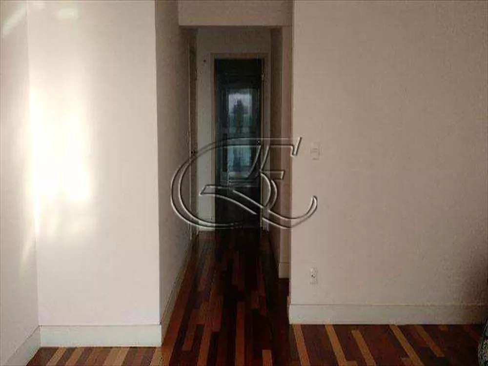 Apartamento à venda com 3 quartos, 109m² - Foto 2