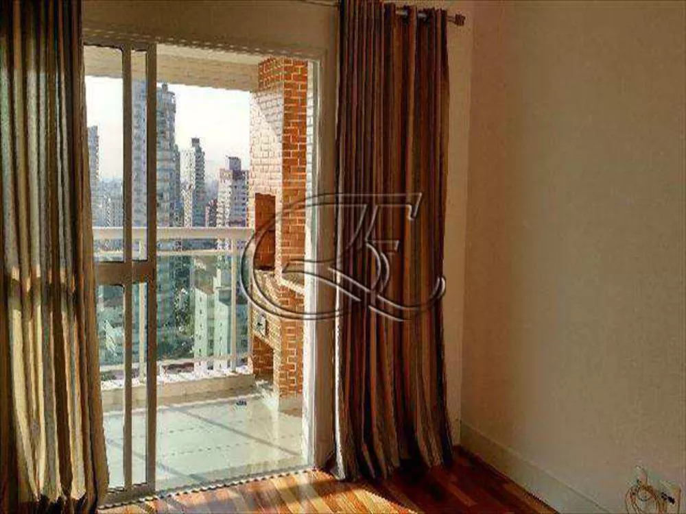 Apartamento à venda com 3 quartos, 109m² - Foto 1