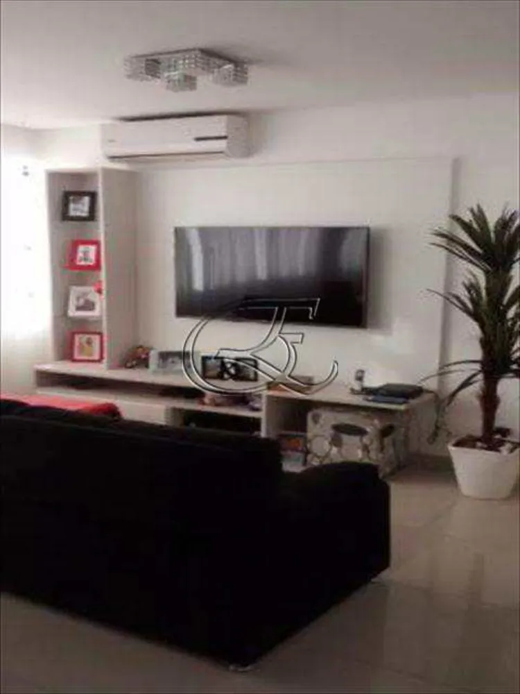 Apartamento, 3 quartos, 140 m² - Foto 1