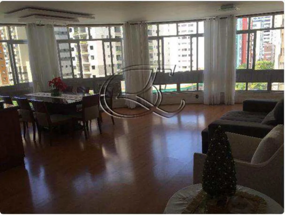Apartamento, 3 quartos, 190 m² - Foto 2