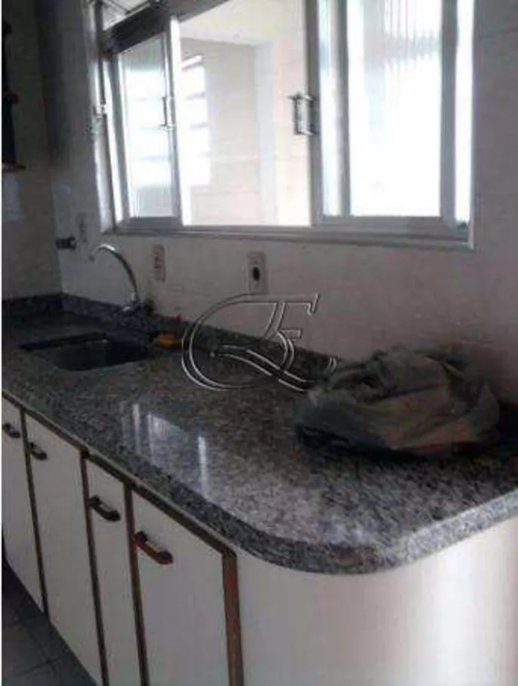 Apartamento à venda com 2 quartos, 111m² - Foto 11