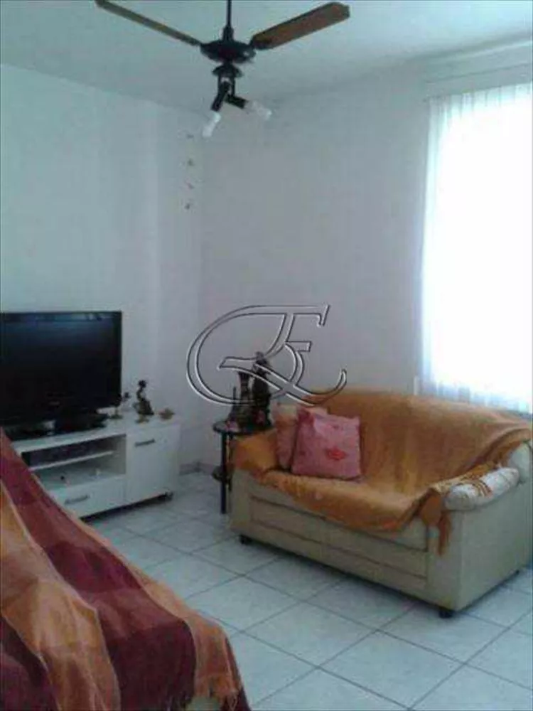 Apartamento à venda com 2 quartos, 67m² - Foto 1