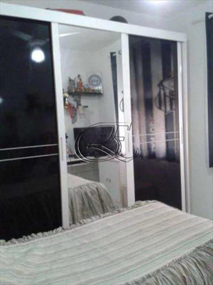 Apartamento à venda com 2 quartos, 67m² - Foto 4