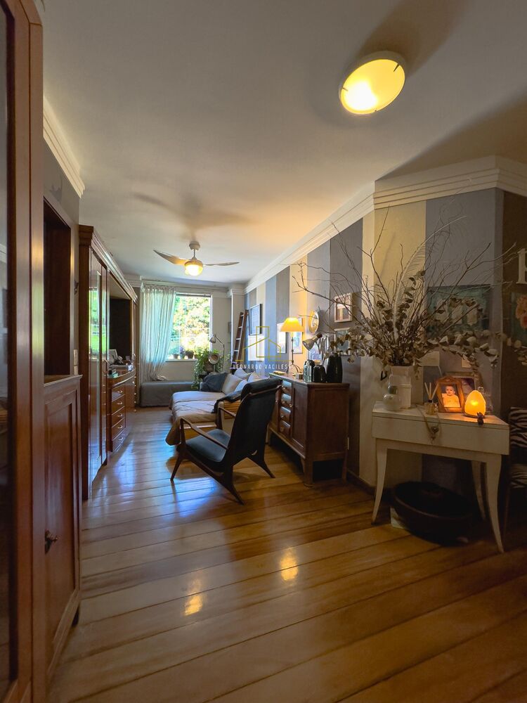 Casa à venda com 3 quartos, 480m² - Foto 2