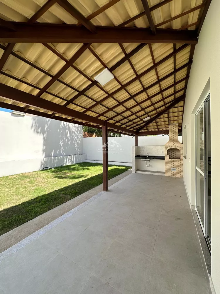 Casa à venda com 3 quartos, 198m² - Foto 6