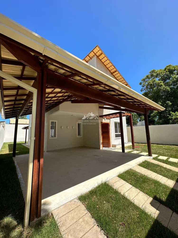 Casa à venda com 3 quartos, 198m² - Foto 4