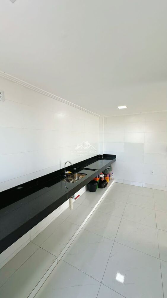 Cobertura à venda com 3 quartos, 90m² - Foto 3