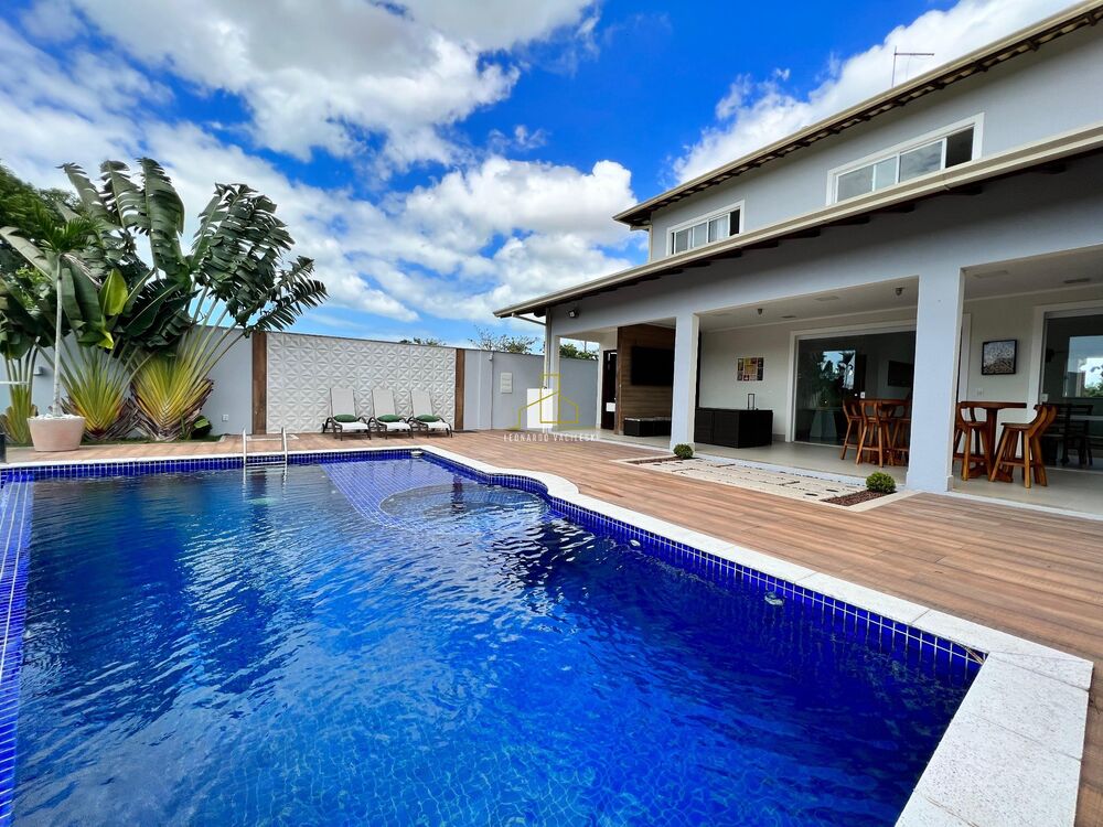 Casa à venda com 4 quartos, 461m² - Foto 2
