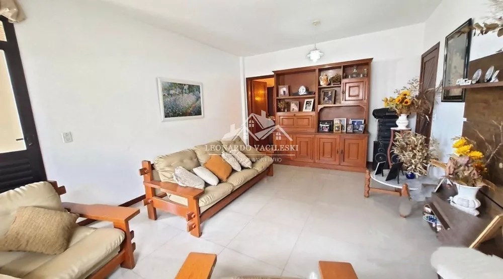 Apartamento à venda com 3 quartos, 168m² - Foto 3