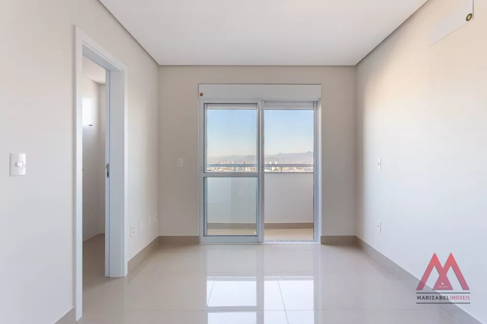 Apartamento à venda com 2 quartos, 70m² - Foto 16