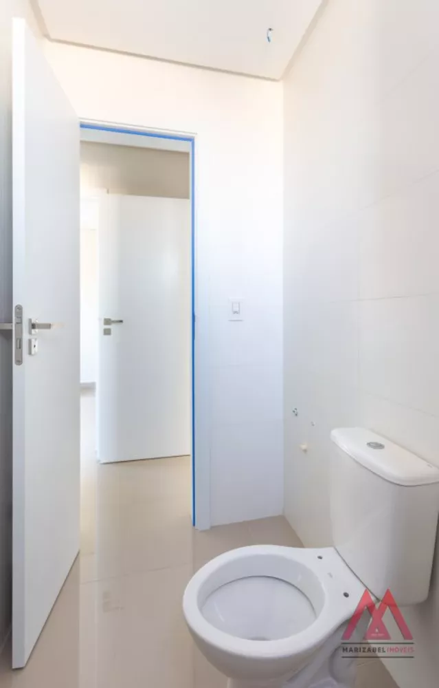 Apartamento à venda com 2 quartos, 70m² - Foto 9