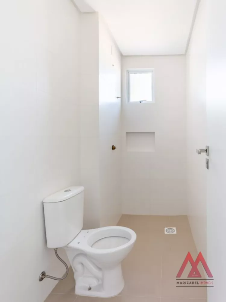 Apartamento à venda com 2 quartos, 70m² - Foto 8