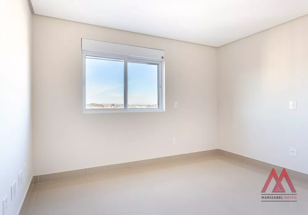 Apartamento à venda com 2 quartos, 70m² - Foto 12