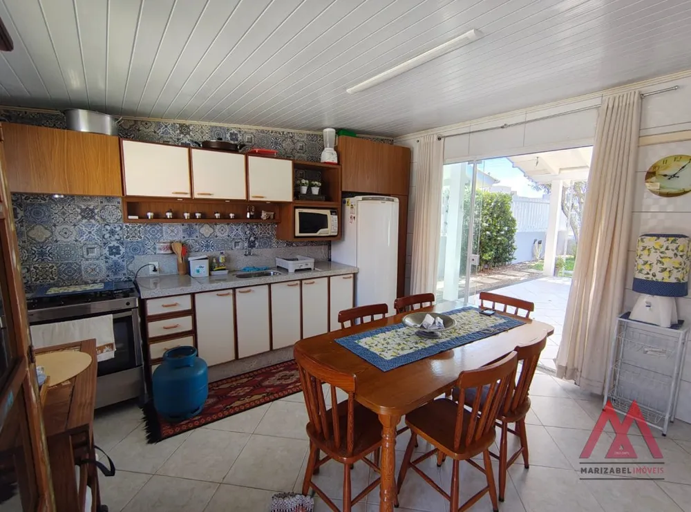 Casa, 3 quartos, 164 m² - Foto 3