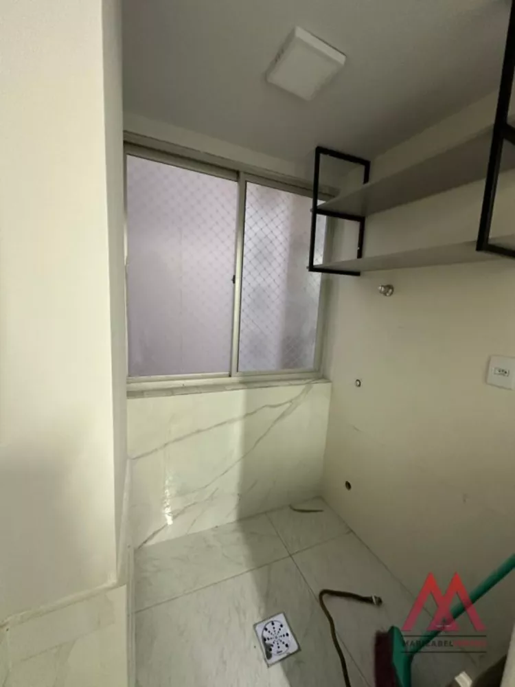 Apartamento à venda com 3 quartos - Foto 6