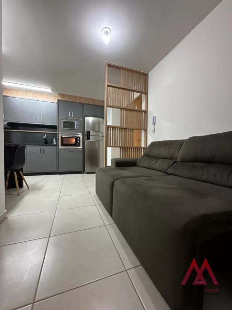 Apartamento à venda com 2 quartos, 45m² - Foto 2