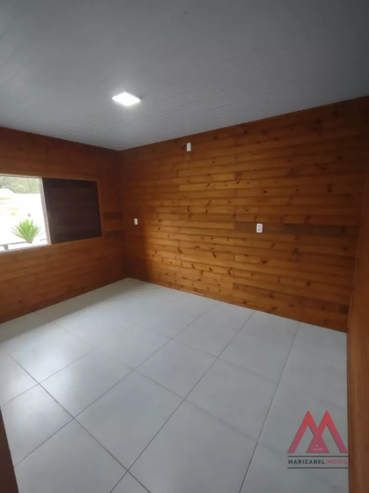 Casa à venda com 3 quartos, 100m² - Foto 5