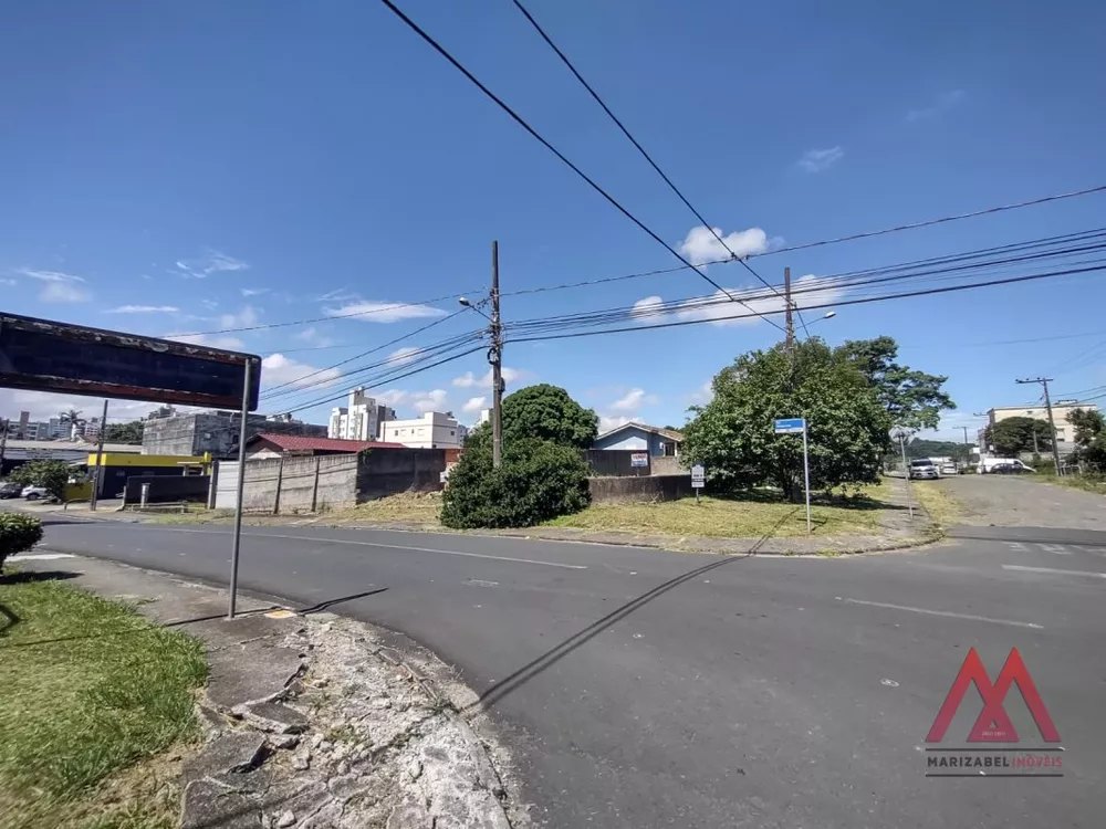 Loteamento e Condomínio, 390 m² - Foto 1