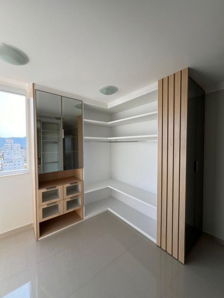Cobertura à venda com 3 quartos, 244m² - Foto 11