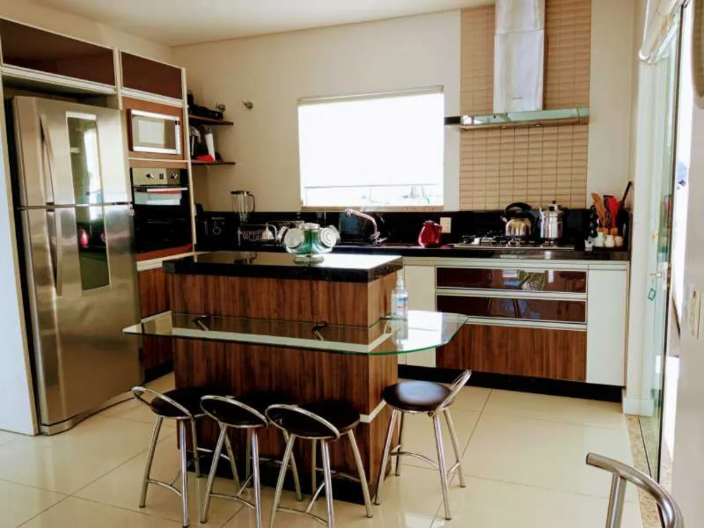 Casa, 4 quartos, 200 m² - Foto 3