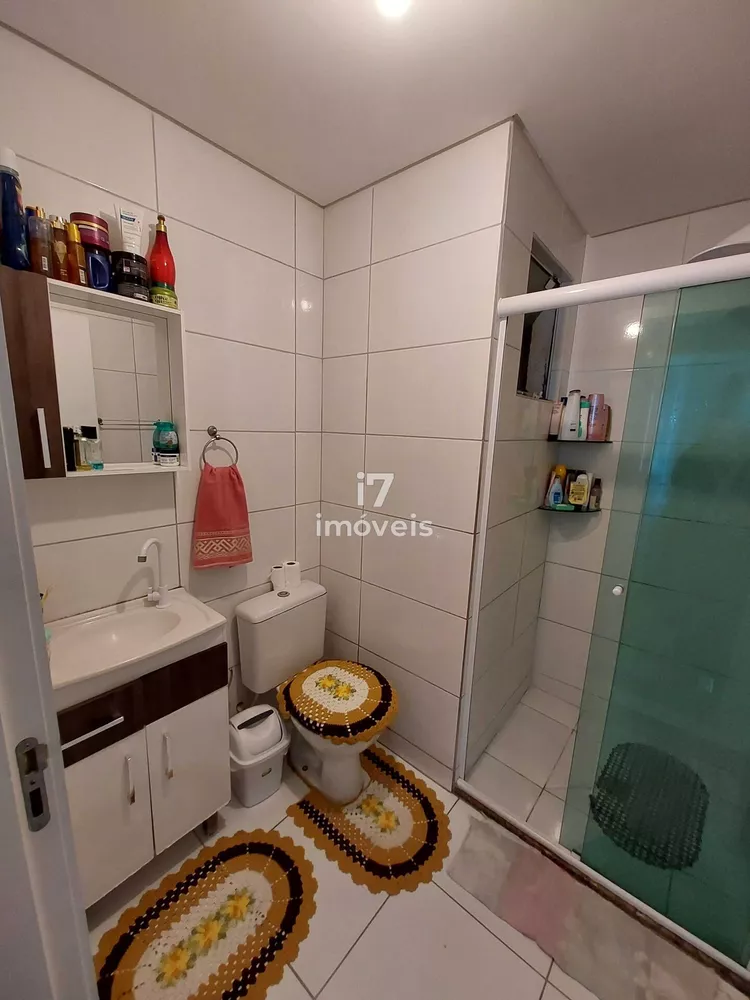 Apartamento à venda com 2 quartos, 5121m² - Foto 3