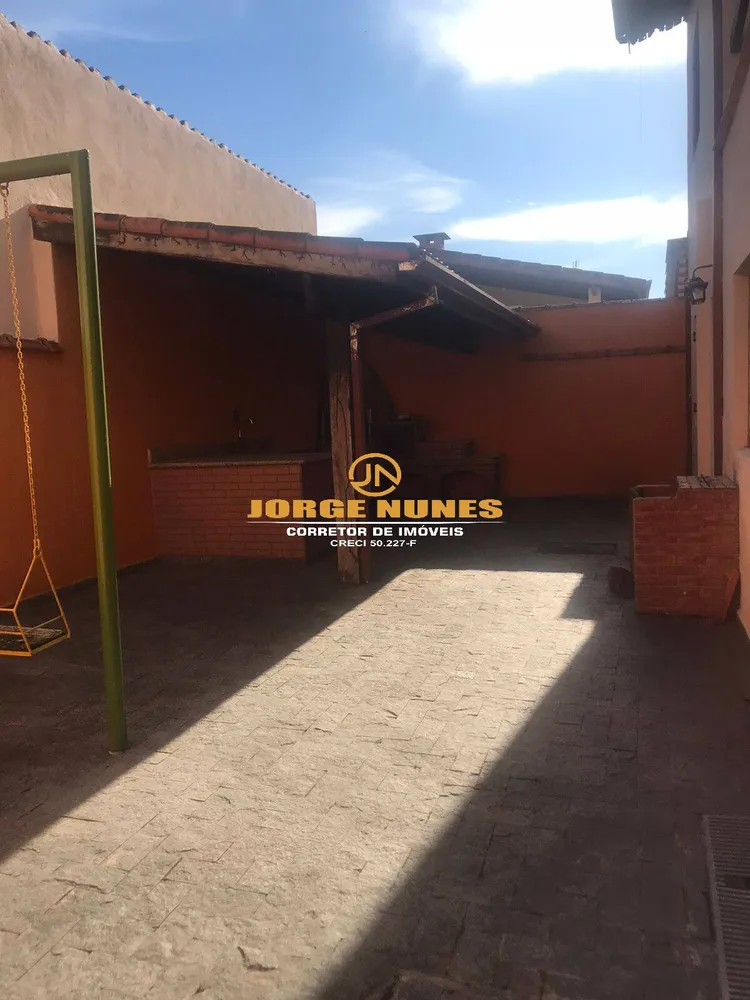 Casa, 4 quartos, 240 m² - Foto 4