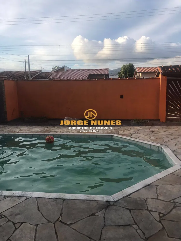 Casa, 4 quartos, 240 m² - Foto 2