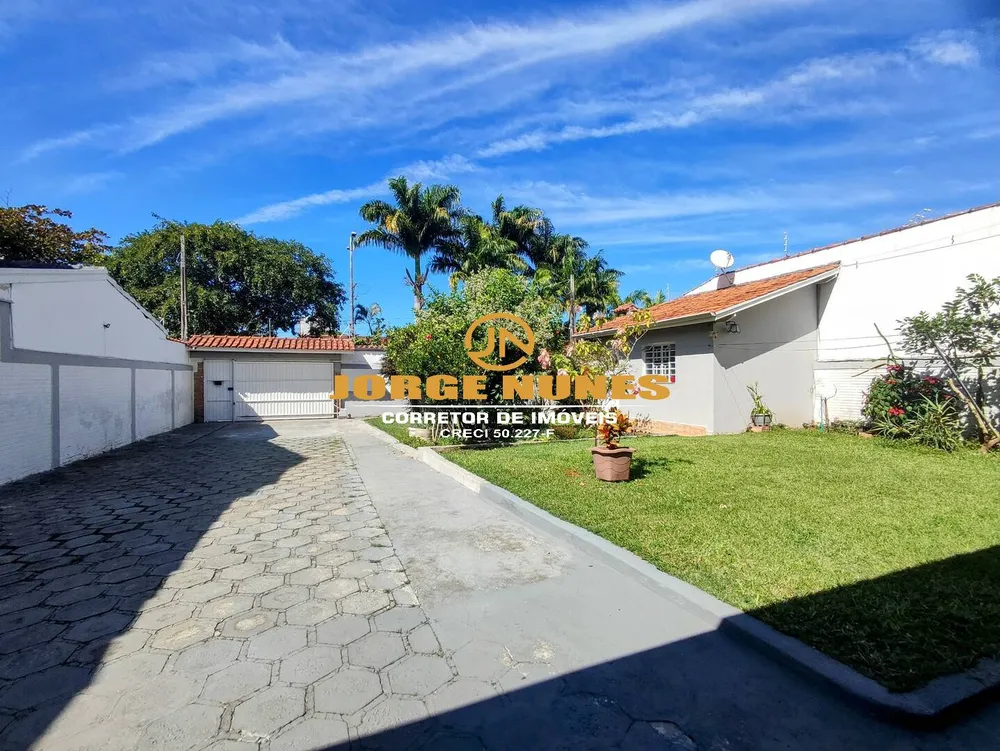 Sobrado, 3 quartos, 229 m² - Foto 1