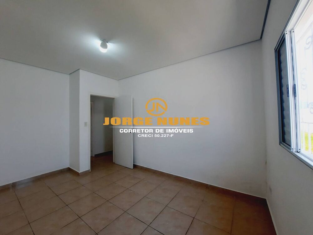 Casa à venda com 3 quartos, 180m² - Foto 7