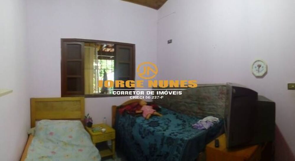 Casa à venda com 2 quartos, 100m² - Foto 3