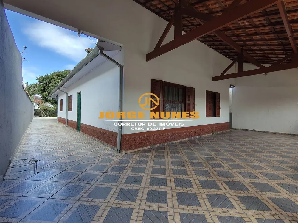 Casa, 5 quartos, 257 m² - Foto 1