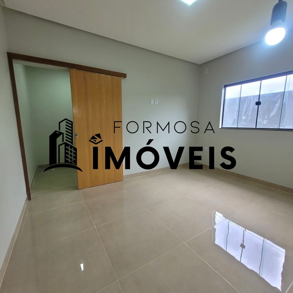 Casa à venda com 3 quartos - Foto 1