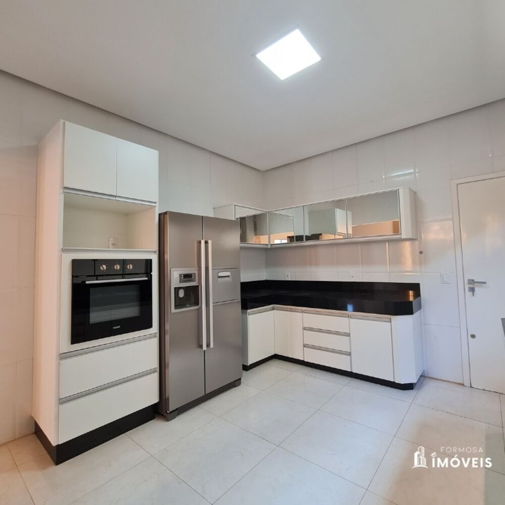 Casa à venda com 3 quartos - Foto 1