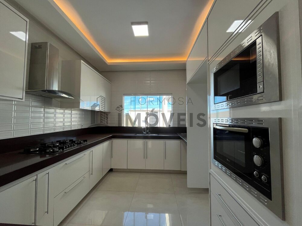 Casa, 4 quartos - Foto 1