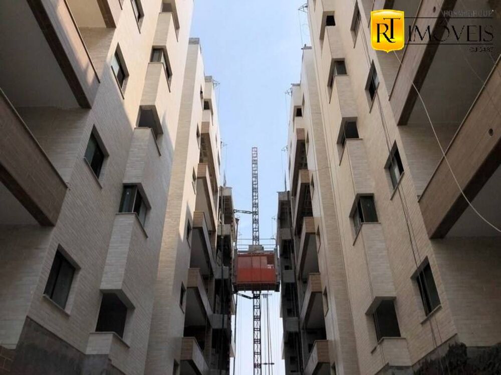 Apartamento à venda com 2 quartos, 64m² - Foto 5