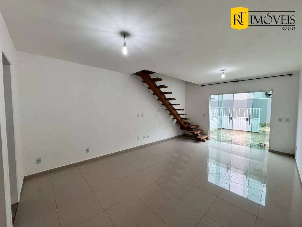 Casa, 2 quartos, 70 m² - Foto 2