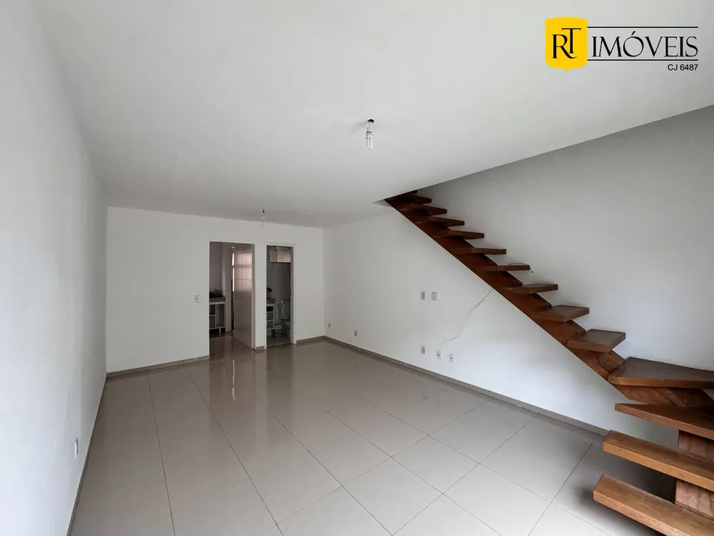 Casa, 2 quartos, 70 m² - Foto 1