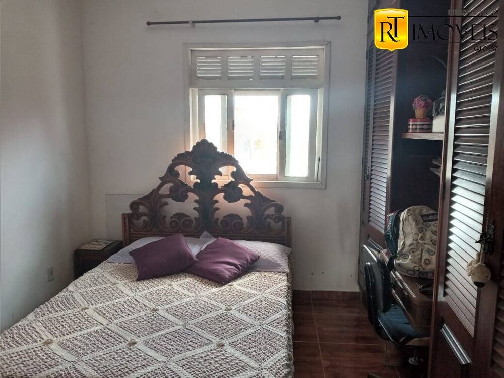 Casa de Condomínio à venda com 2 quartos, 300m² - Foto 3