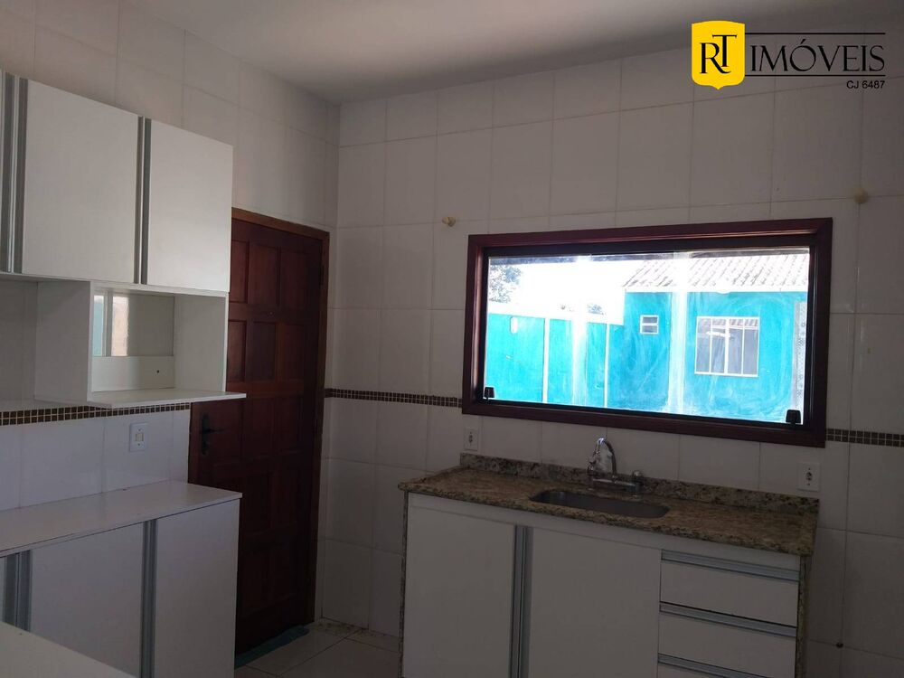 Casa à venda com 3 quartos, 90m² - Foto 1