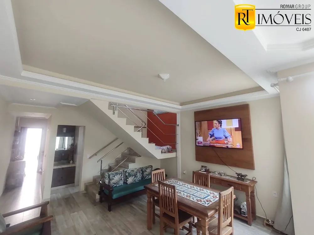 Casa, 3 quartos, 194 m² - Foto 2