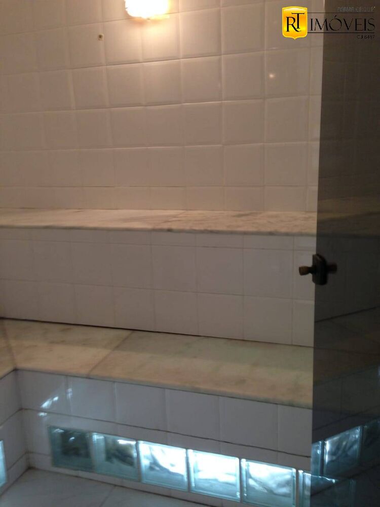Casa à venda com 5 quartos, 158m² - Foto 5