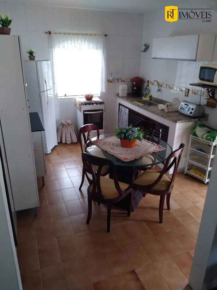 Casa, 3 quartos, 200 m² - Foto 8