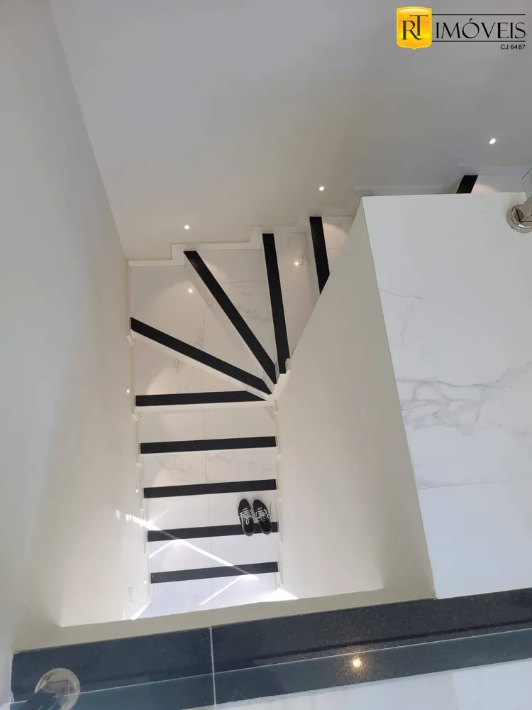 Casa, 4 quartos, 250 m² - Foto 10
