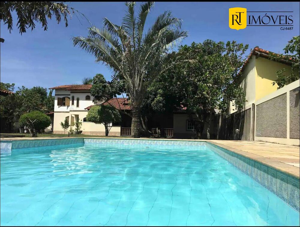 Casa à venda com 4 quartos, 400m² - Foto 1